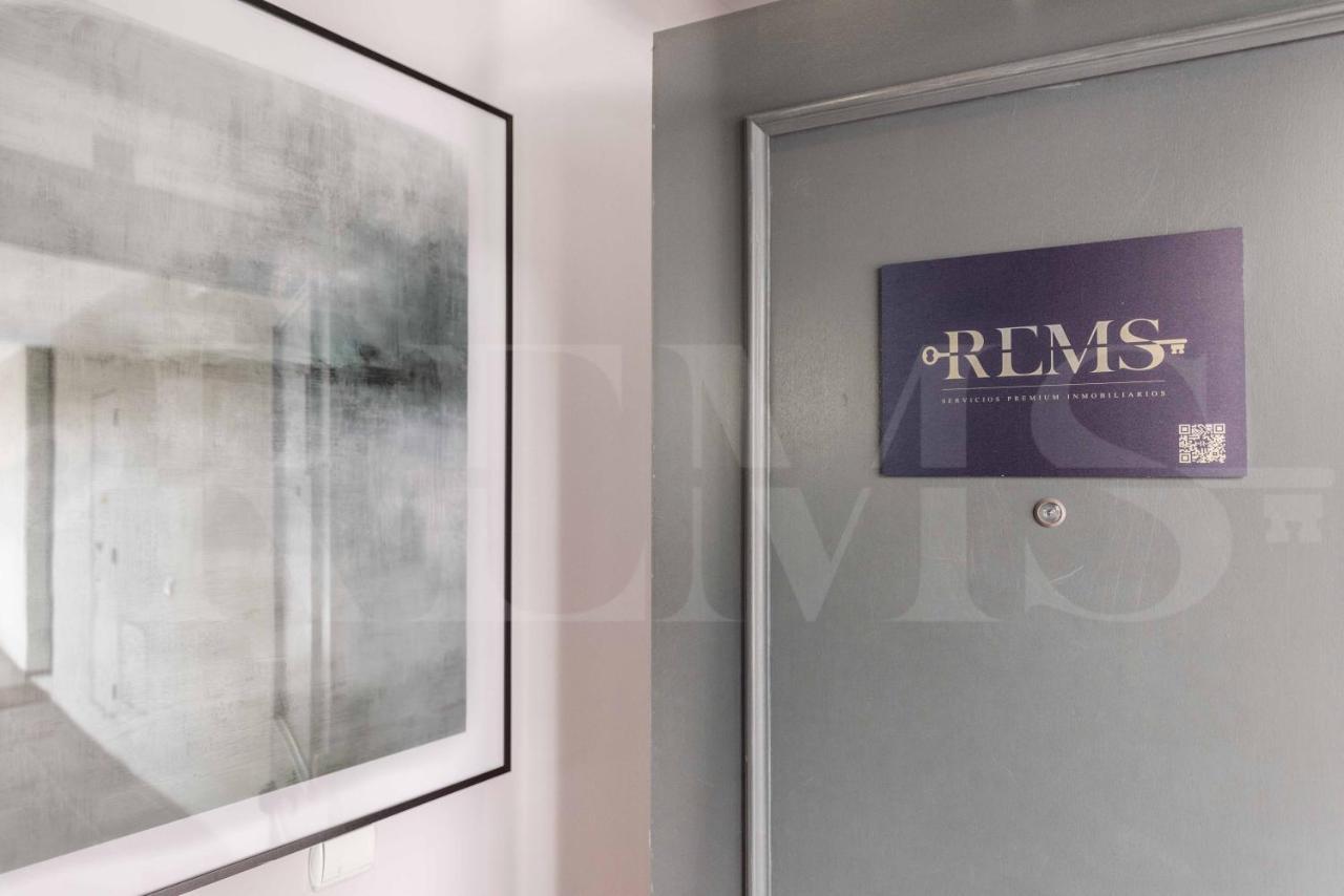 Inviting Apartment In The Heart Of Malaga By Rems Εξωτερικό φωτογραφία